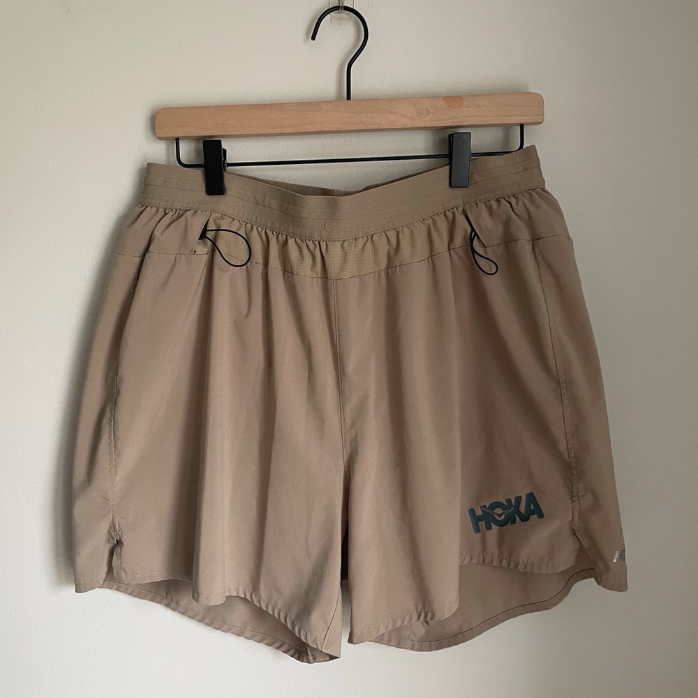 HOKA Men’s SG Trail Shorts in Tan Size XL 5 Inch